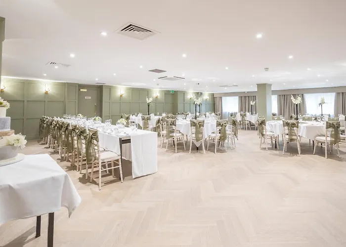 Palm Court Hotel